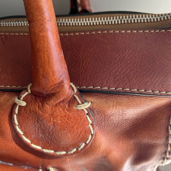 Vintage Chloe cognac leather tote , solid construction ,great condition , roomy - Picture 4 of 5